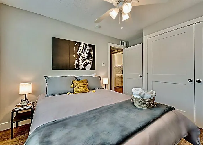 The Rhythm Room Near Downtown Dallas!